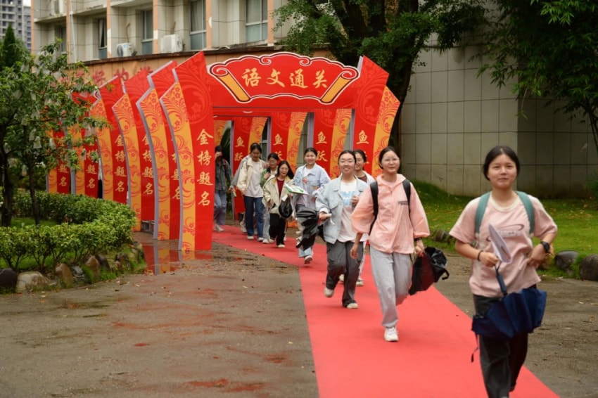 ־���Զ �İ��Ҹ�